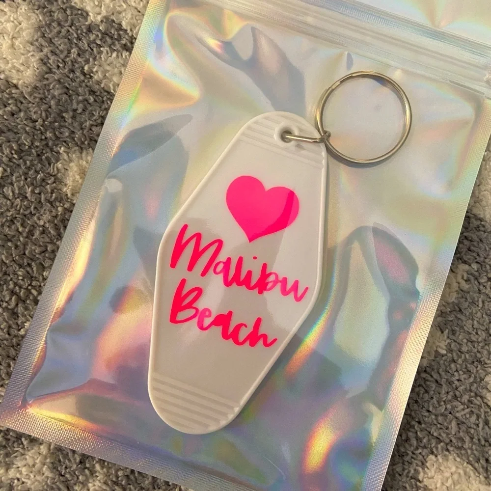 HANDMADE MOTEL KEYCHAIN